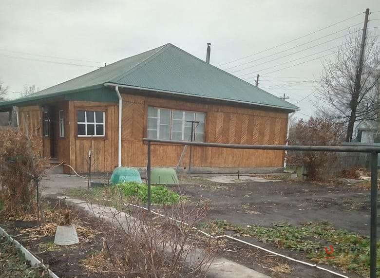 Продам деревянный дом 130 м2 в районе новой школы