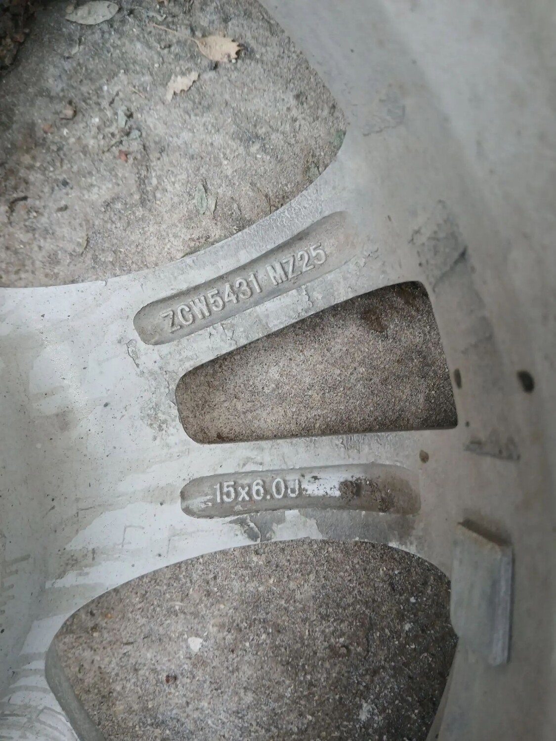 Продам зимнюю резину на литье. 4×100, R 15. Hankook. Колёса в сборе